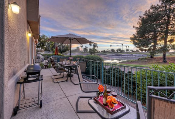 Superstition Lakes Golf Retreat